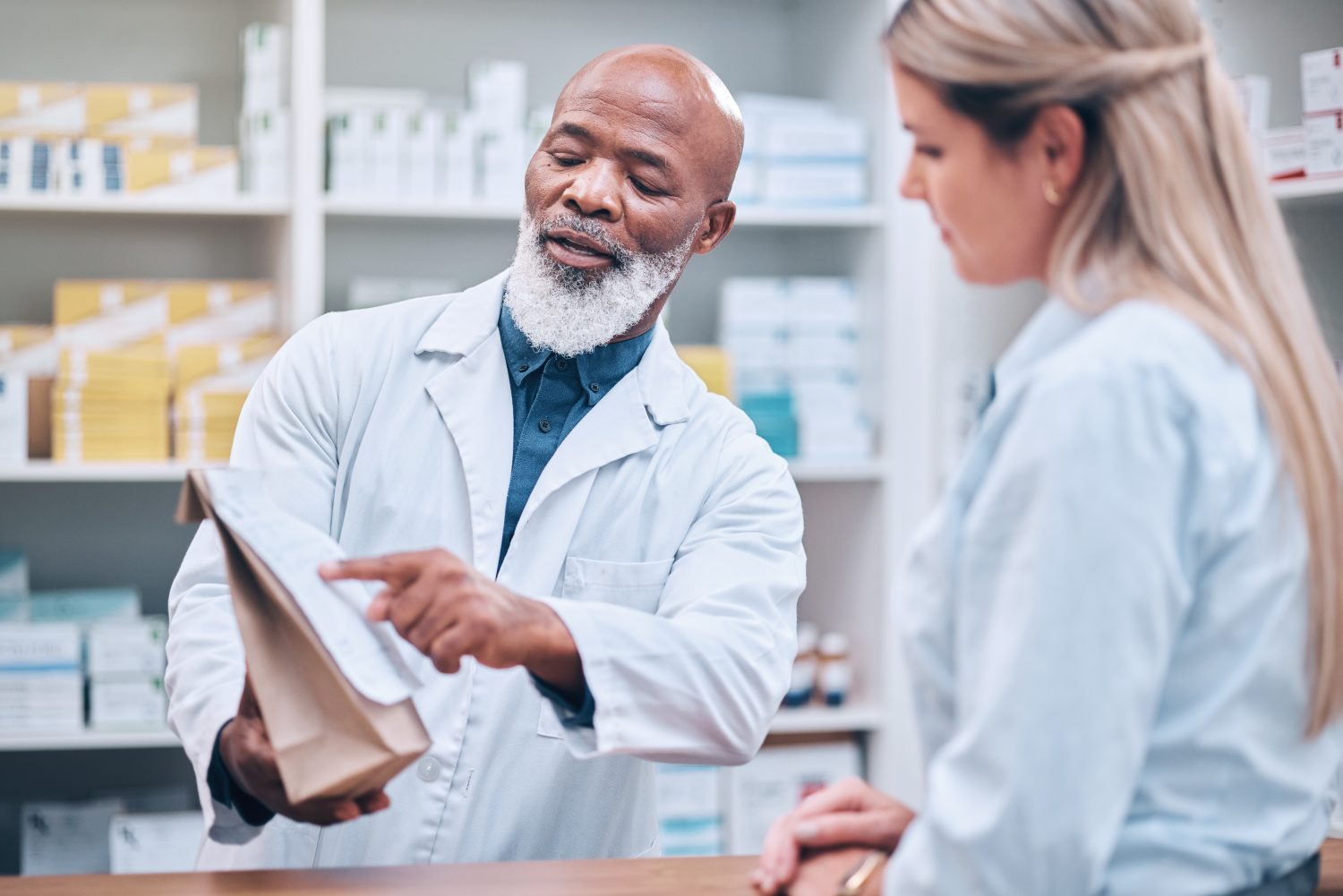 Questions-to-Ask-your-Pharmacist-1500x1001